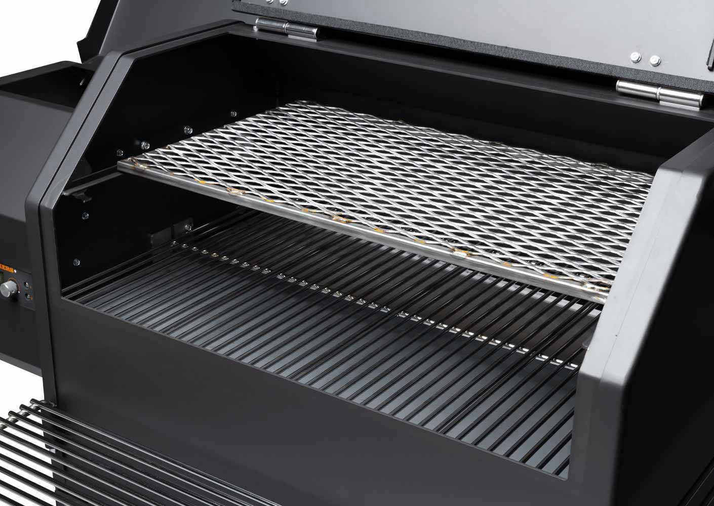 YS640s Yoder Pellet Grill on Black Competition Cart - 129943